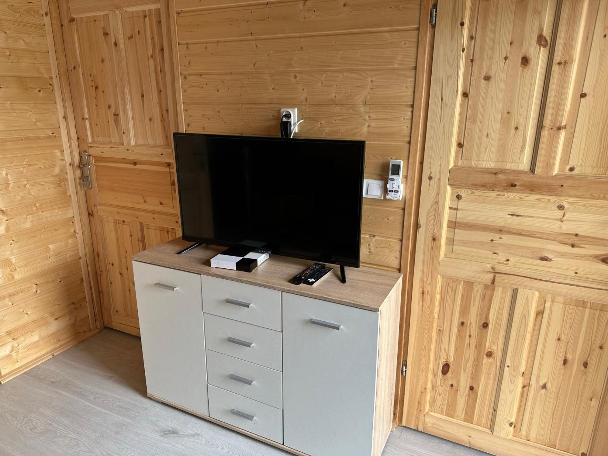 Osrodek Wczasowy Kuba Hotell Jarosławiec Exteriör bild