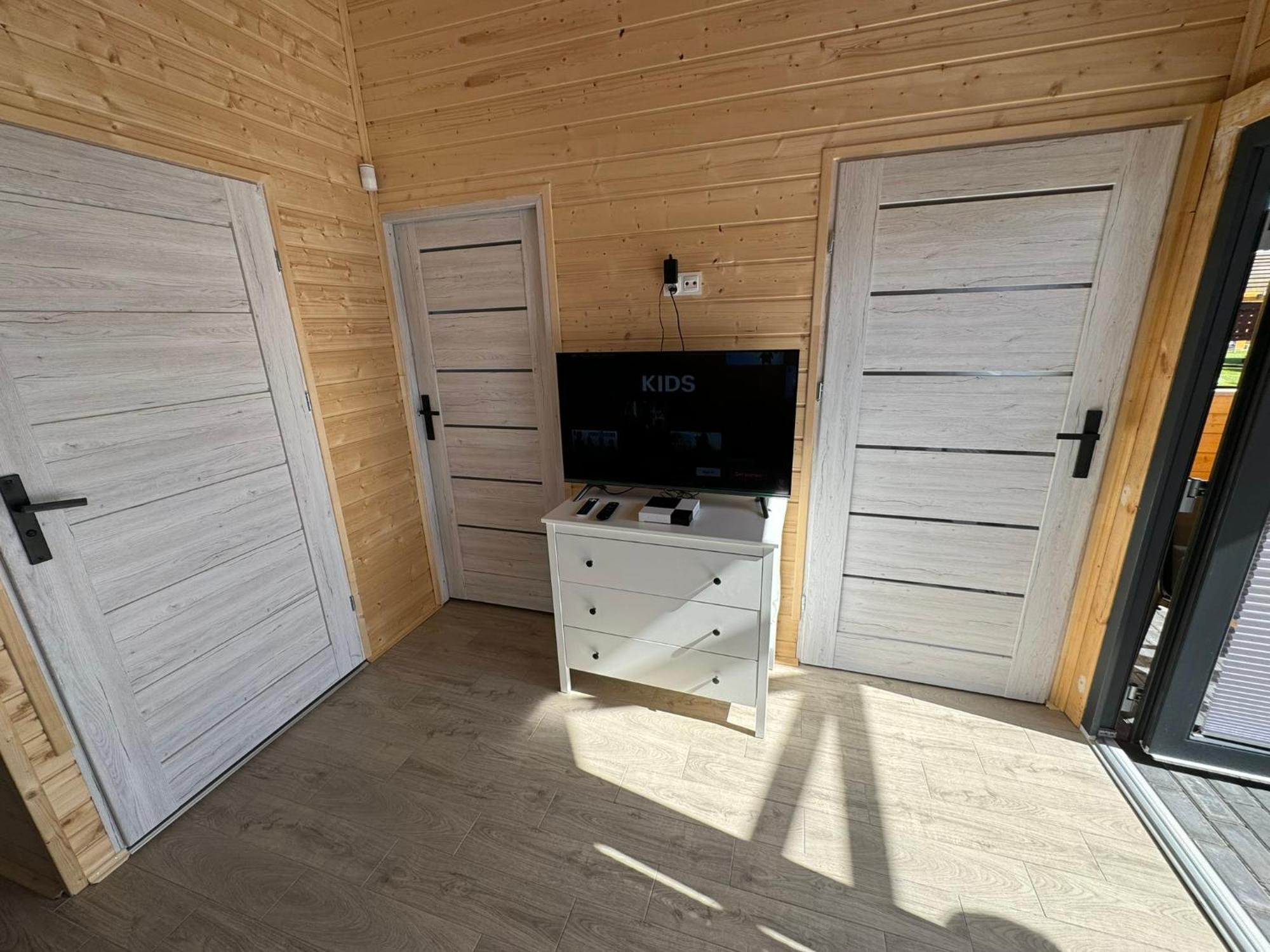 Osrodek Wczasowy Kuba Hotell Jarosławiec Exteriör bild